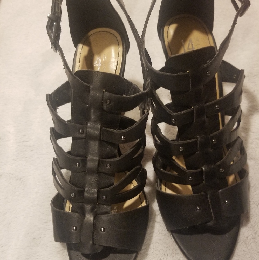 14th & Union Sandals
